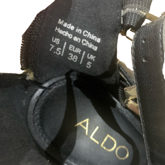 Aldo - black heels with gold buckles - size 7.5 - Picture 4 of 7
